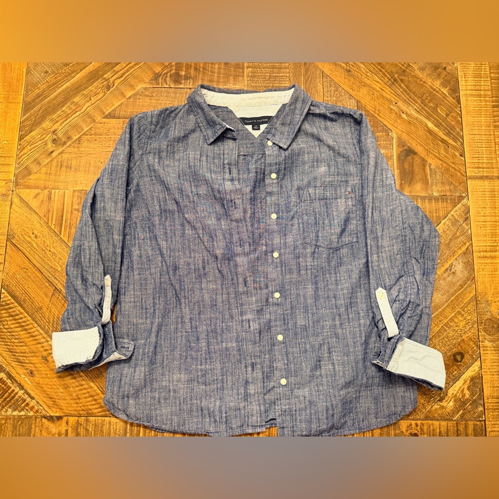 Tommy Hilfiger women’s Chambray Blue Casual Shirt